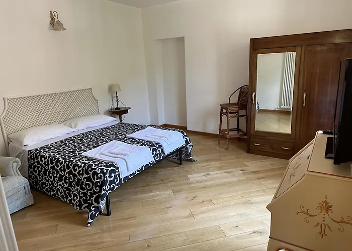 I Laghetti Bed and Breakfast *